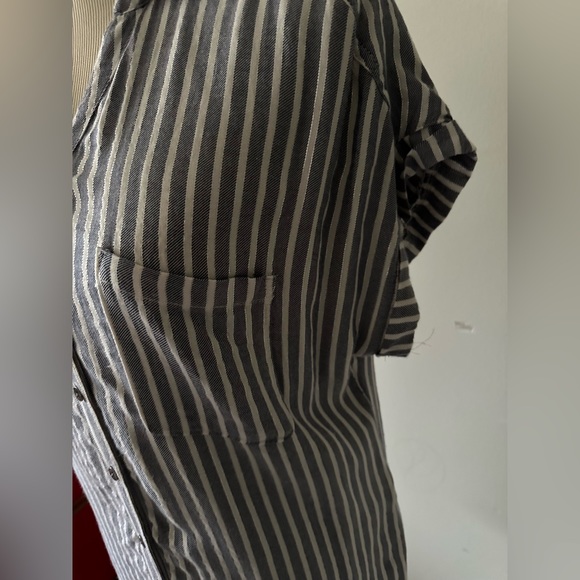 Sonoma Metallic Stripe Short Sleeve Dolman Top gray /White Women’s medium - Picture 4 of 11